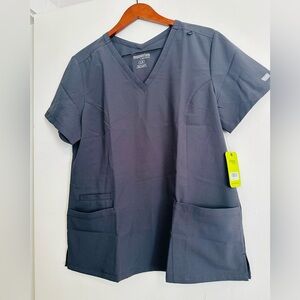 NWT momentum scrubs. Gray Sz Lg top bottoms Lg P